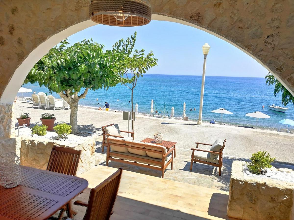 Villa Relax Seaside House By Living In Blue à Haraki Extérieur photo